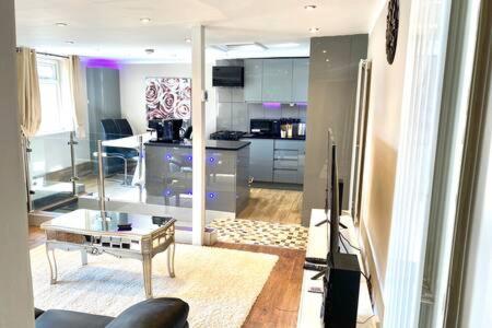 Modern Stylish Apartment At Brighton Station Ngoại thất bức ảnh