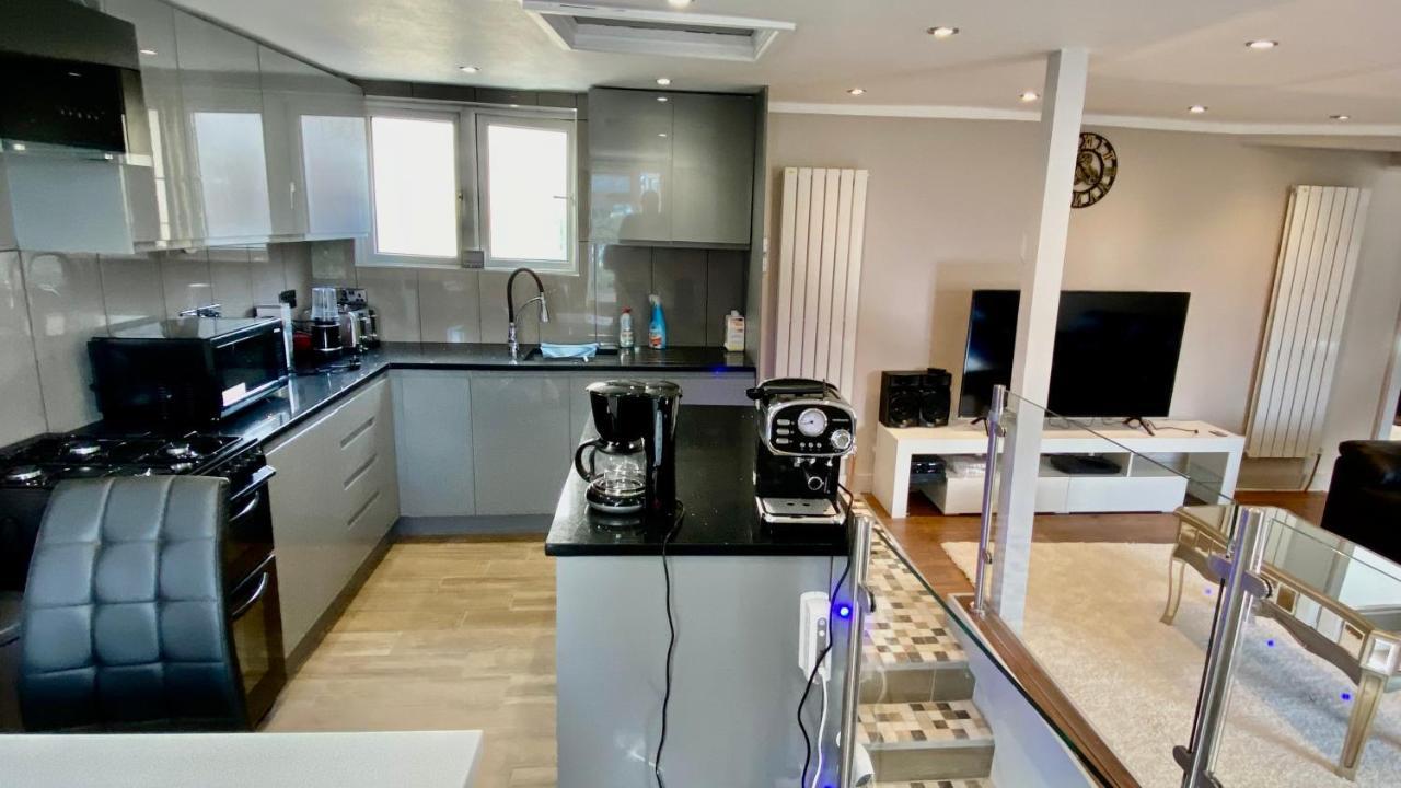 Modern Stylish Apartment At Brighton Station Ngoại thất bức ảnh